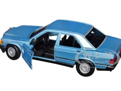 Mercedes-Benz 190 E 2.6 Blue Metallic 1/24 Diecast Model Car by Bburago