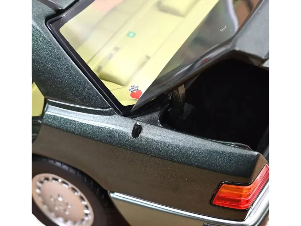 1990 Mercedes-Benz 230 E Night Green Metallic with Green Interior 1/18 Diecast Model Car by Norev