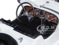 Mercedes Benz SSKL #12 Otto Merz Grand Prix Germany 1931 Limited Edition 600 pieces Worldwide 1/18 Diecast Model Car CMC M-189