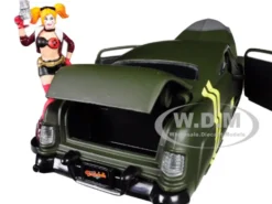 1951 Mercury Matt Green Harley Quinn Diecast Figure DC Comics Bombshells Series 1/24 Diecast Model Car Jada 30456