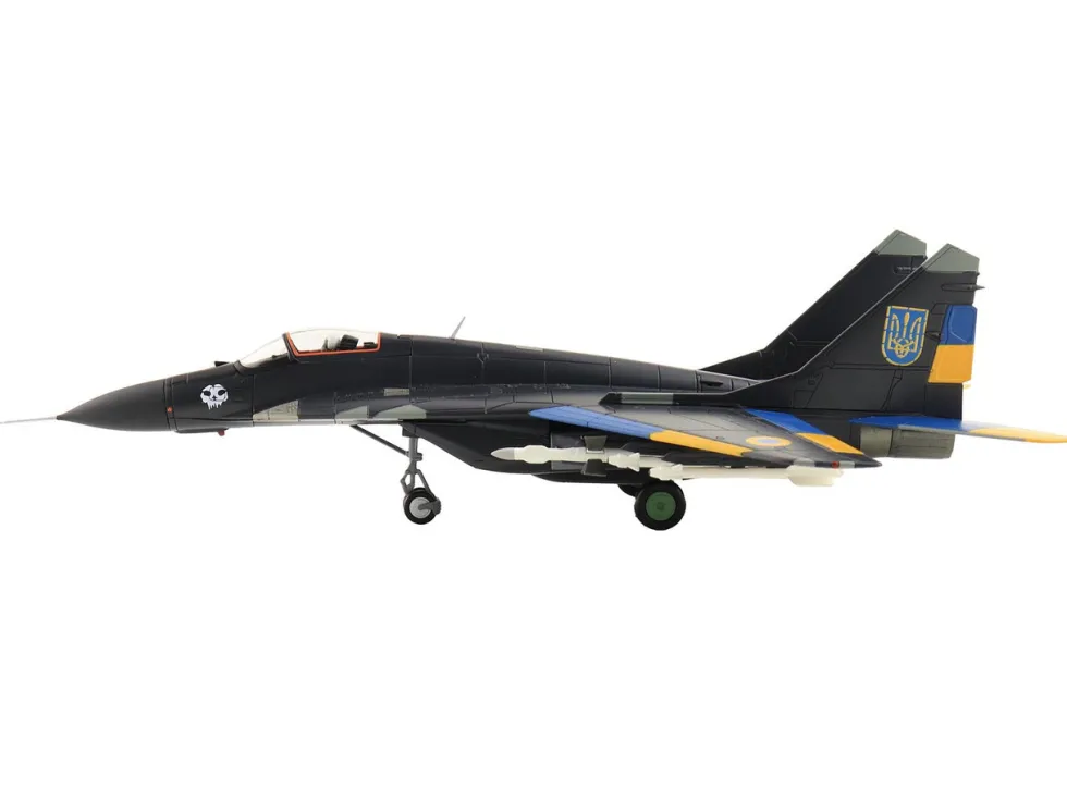 Mikoyan MIG-29 Fulcrum Aircraft "Ghost of Kyiv, 40th Tactical Aviation Brigade, Vasylkiv Air Base" (2023) Ukrainian Air Force "Air Power Series" 1/72 Diecast Model by Hobby Master