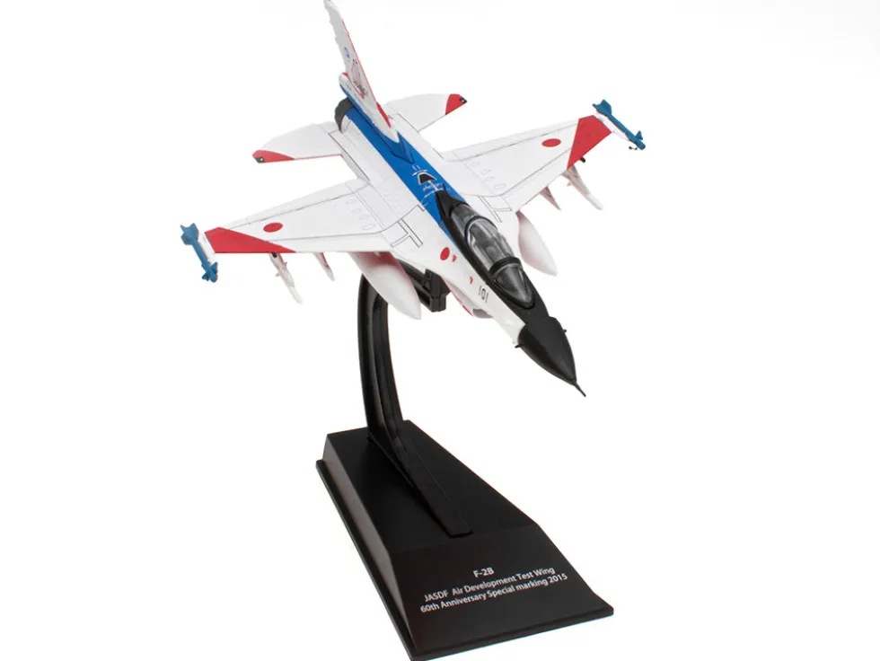 Mitsubishi F 2B Fighter Aircraft Air Development and Test Wing 60th Anniversary 2015 Japan Air Self Defense Force 1/100 Diecast Model Hachette Collections HADC44