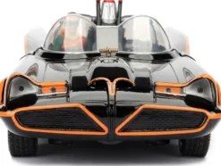 Model Kit Classic Batmobile Black Batman Diecast Figure Batman 1966-1968 TV Series Build N' Collect 1/24 Diecast Model Car Jada 30873