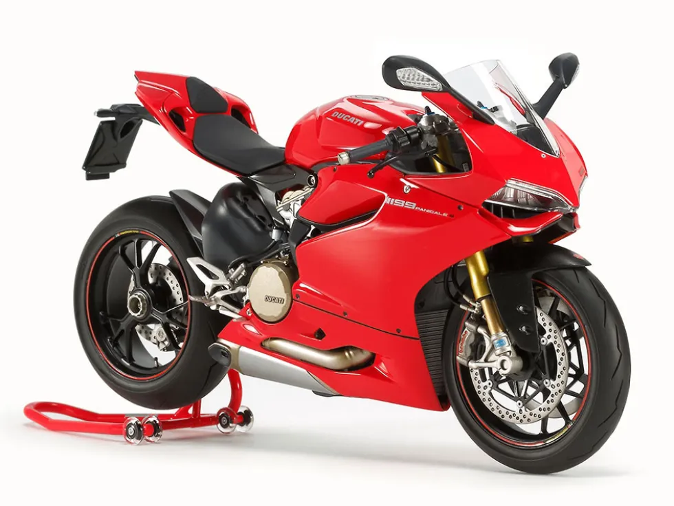 Model Kit Ducati 1199 Panigale S Motorcycle 1/12 Scale Model by Tamiya