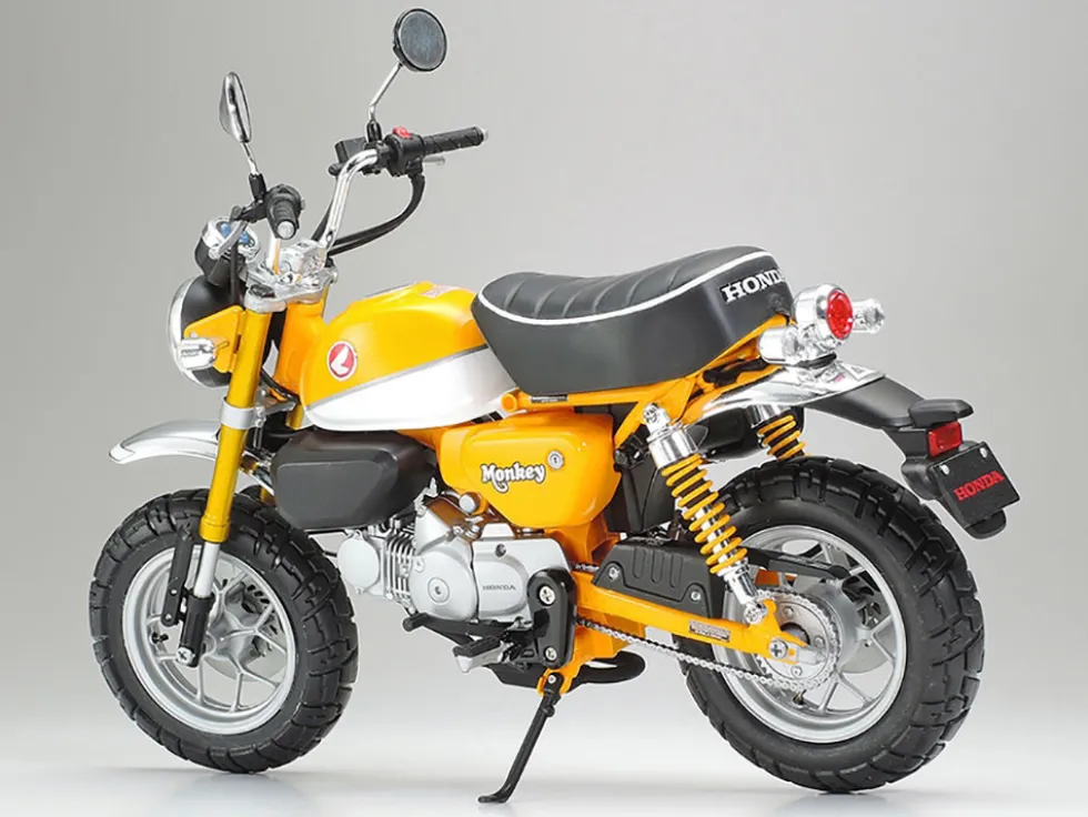 Model Kit Honda Monkey 125 Motorcycle 1/12 Scale Model by Tamiya