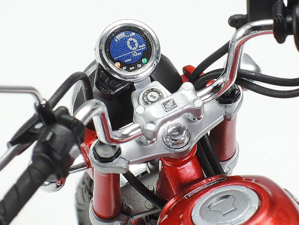 Model Kit Honda Monkey 125 Motorcycle 1/12 Scale Model by Tamiya