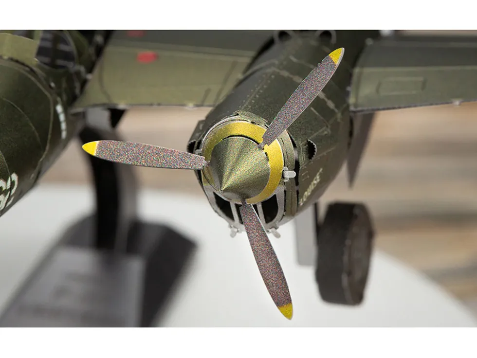 Model Kit Lockheed Martin P-38 Lightning Fighter Aircraft "#162" United States Army Air Forces (Challenging Difficulty) Model by Metal Earth
