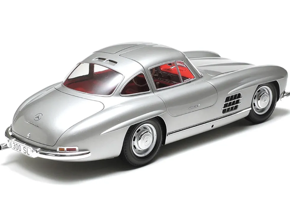 Model Kit Mercedes-Benz 300SL Gullwing 1/24 Scale Model by Tamiya