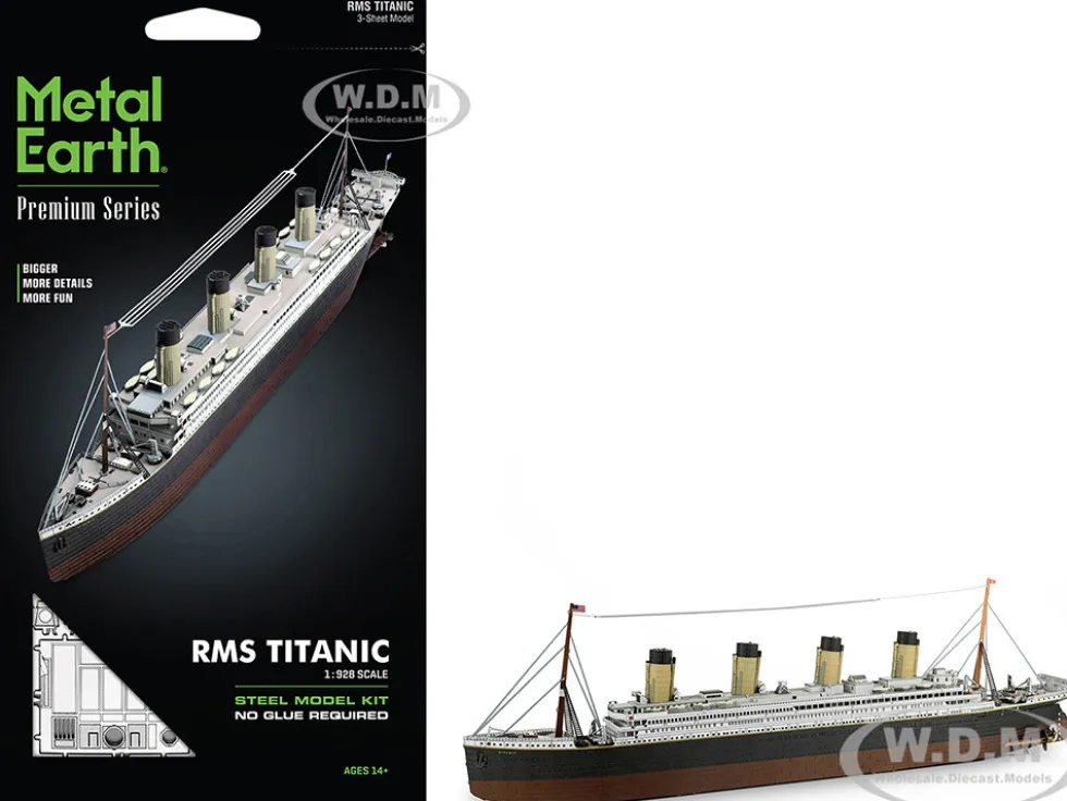 Model Kit RMS Titanic Ship (Moderate Difficulty) Steel Model by Metal Earth