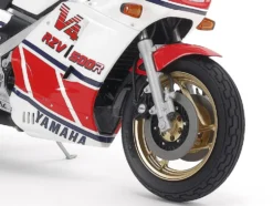 Model Kit Yamaha RZV500R Motorcycle 1/12 Scale Model by Tamiya
