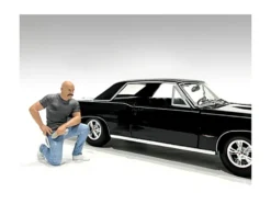 Muscle Mechanics Figure #6 for 1/24 Scale Models by American Diorama