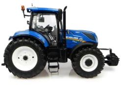 2015 New Holland T7.225 Tractor 1/32 Diecast Model Universal Hobbies UH4893