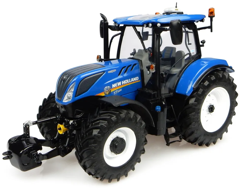 2015 New Holland T7.225 Tractor 1/32 Diecast Model Universal Hobbies UH4893