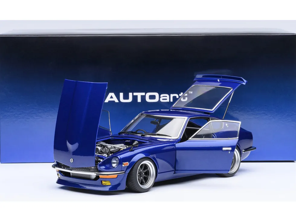 Nissan Fairlady Z RHD (Right Hand Drive) "Akuma No Z" Blue Metallic "Wangan Midnight - Comic #1 Version" Manga 1/18 Model Car by Autoart