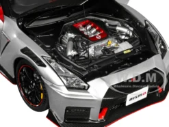 2022 Nissan GT-R (R35) Nismo Special Edition RHD (Right Hand Drive) Ultimate Metal Silver with Carbon Hood and Top 1/18 Model Car by Autoart