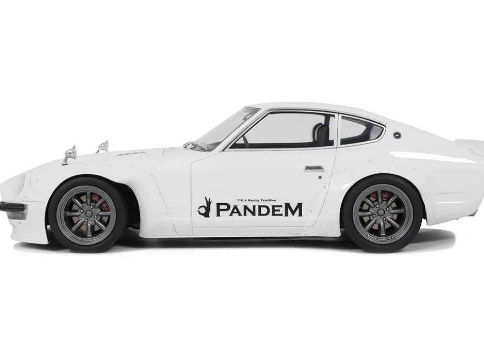 2015 Nissan PANDEM Fairlady Z RHD (Right Hand Drive) White Limited Edition to 2000 pieces Worldwide 1/18 Model Car by Otto Mobile