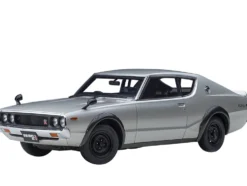 Nissan Skyline 2000GT-R KPGC110 RHD Right Hand Drive Silver Metallic 1/18 Model Car Autoart 77471