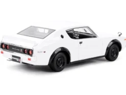 1973 Nissan Skyline 2000GT-R KPGC110 White Special Edition Series 1/24 Diecast Model Car Maisto 31528