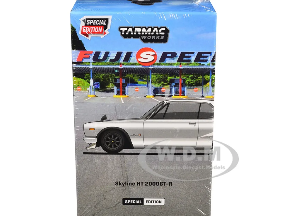 Nissan Skyline HT 2000GT-R RHD (Right Hand Drive) Silver Chrome "Japan Special Edition" "Global64" Series 1/64 Diecast Model Car by Tarmac Works