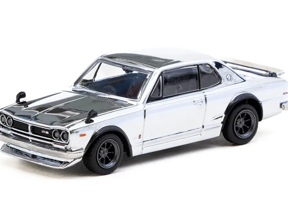 Nissan Skyline HT 2000GT-R RHD (Right Hand Drive) Silver Chrome "Japan Special Edition" "Global64" Series 1/64 Diecast Model Car by Tarmac Works
