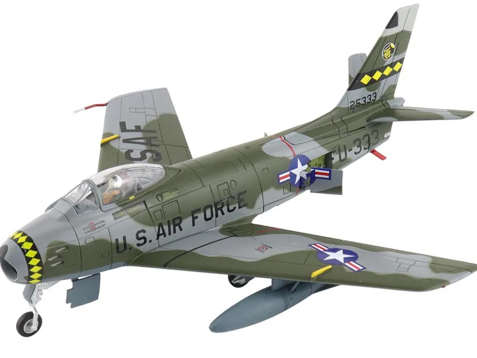 North American F-86F Sabre Fighter Aircraft "25333, 461st Fighter Day Squadron, West Germany" (1955) United States Air Forces in Europe "Air Power Series" 1/72 Diecast Model by Hobby Master