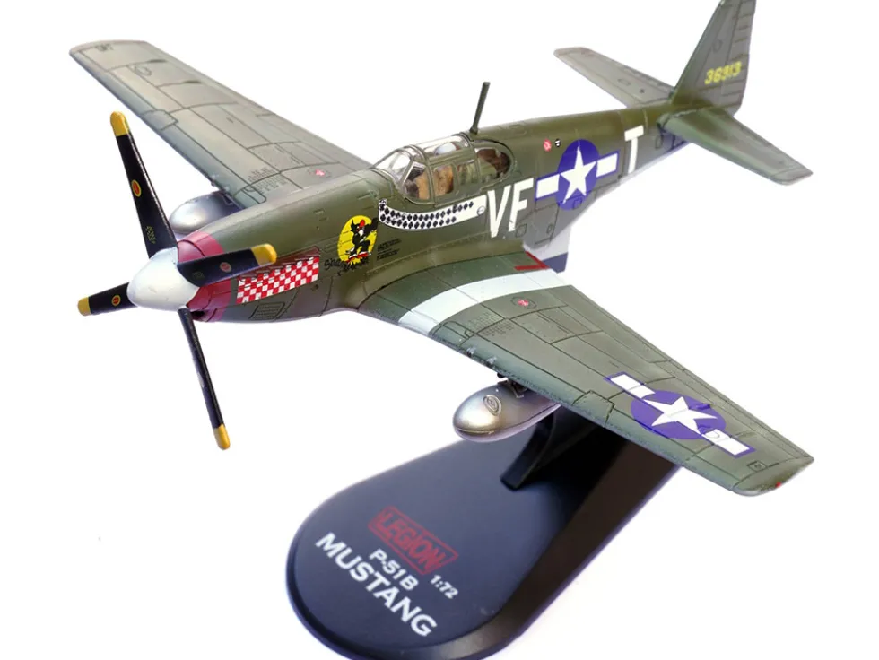 North American P-51B Mustang Aircraft "Shangri-La, 336th Fighter Squadron, 4th Fighter Group" (1944) United States Army Air Forces 1/72 Diecast Model Airplane by Legion