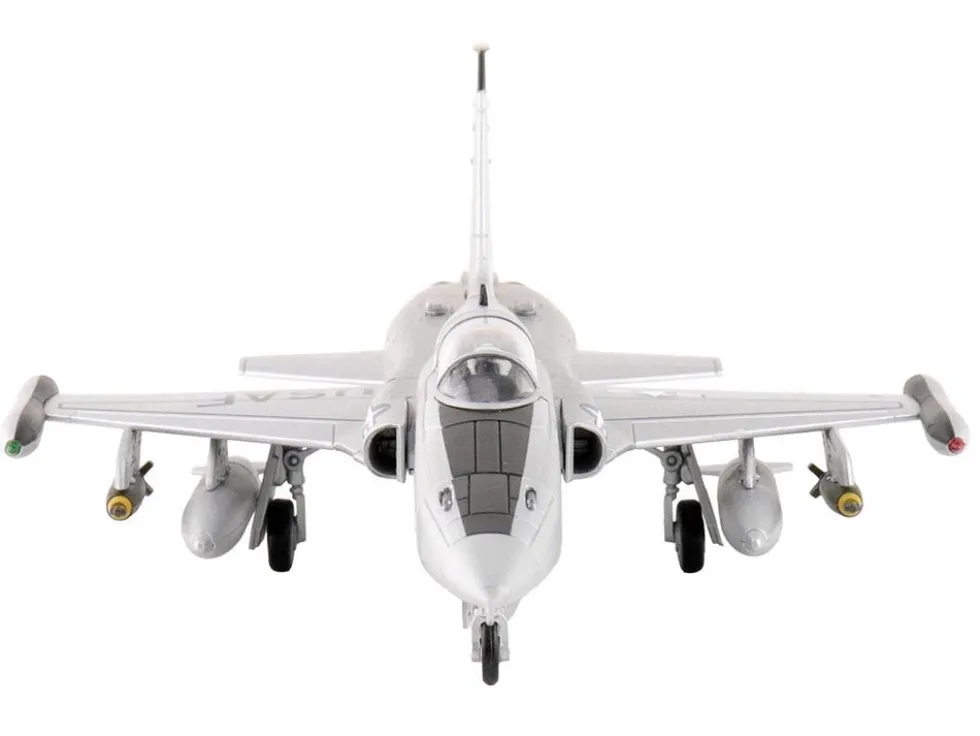 Northrop F-5A Freedom Fighter Aircraft "38381" (1960s) United States Air Force "Air Power Series" 1/72 Diecast Model by Hobby Master