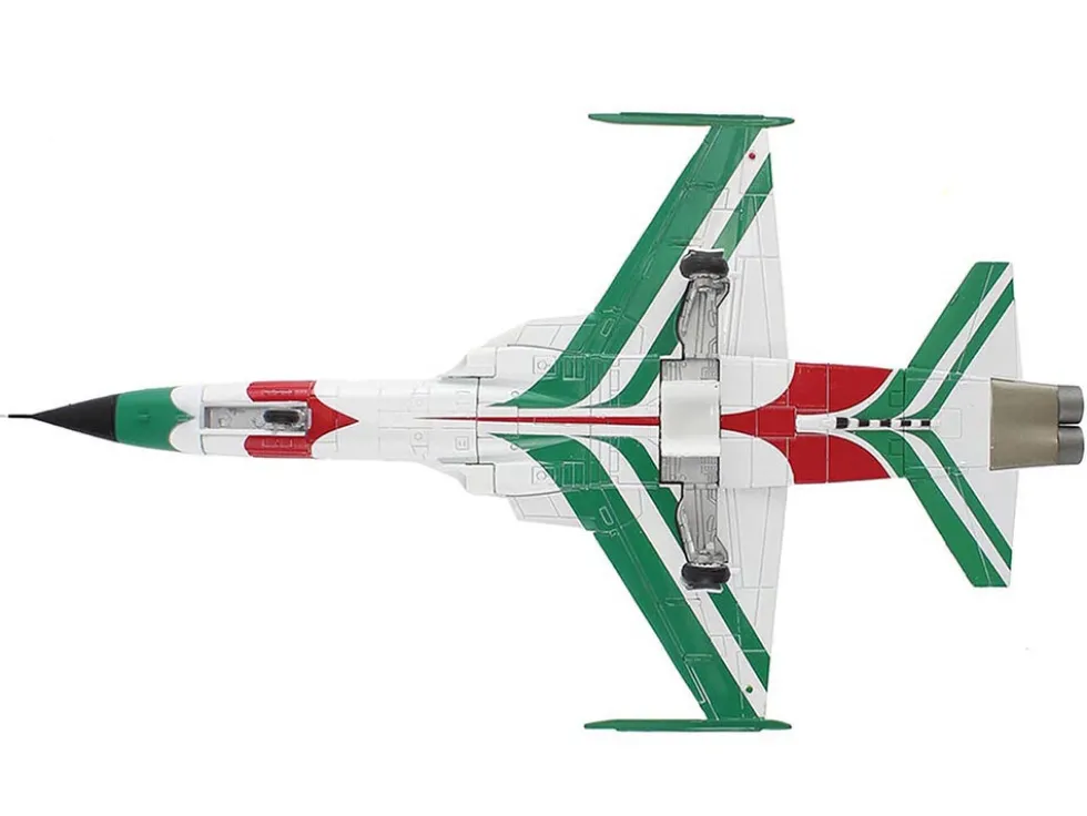 Northrop F-5E Tiger II Aircraft "#1, 3-7099, IIAF Golden Crown" Imperial Iranian Air Force "Air Power Series" 1/72 Diecast Model by Hobby Master