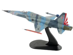 Northrop F-5N Tiger II Aircraft "Red 117, 761533, Adversary Fighter, VFC-111 Sundowners" (2017) United States Navy "Air Power Series" 1/72 Diecast Model by Hobby Master