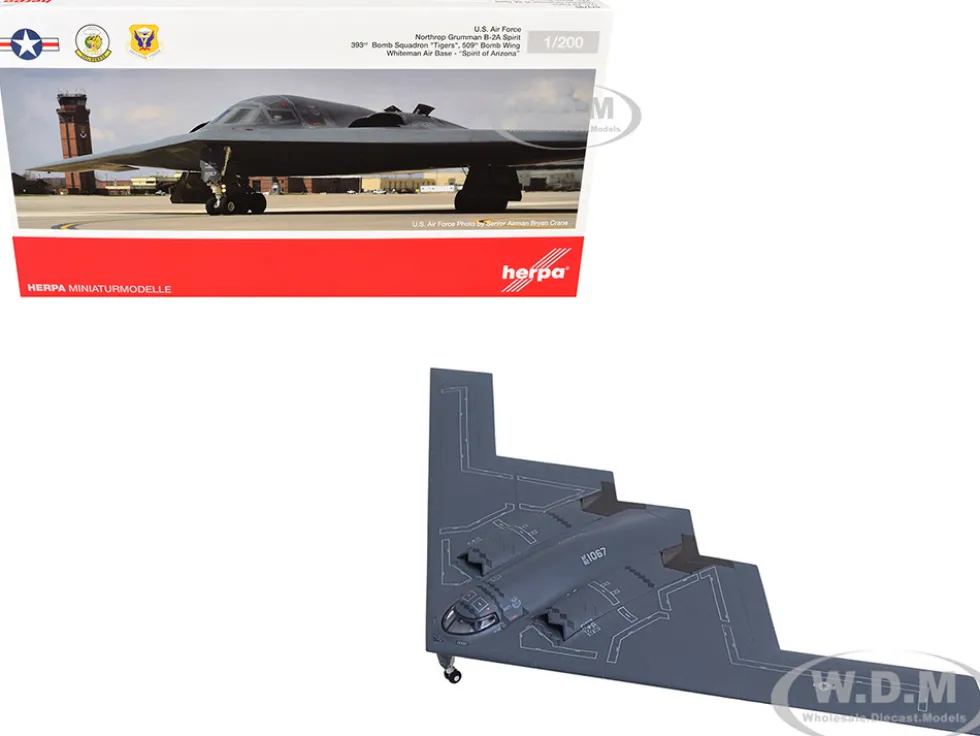 Northrop Grumman B-2A Spirit Stealth Bomber Aircraft "Spirit of Arizona, 393rd Bomb Squadron 'Tigers', 509th Bomb Wing, Whiteman Air Force Base" United States Air Force 1/200 Diecast Model Airplane by Herpa