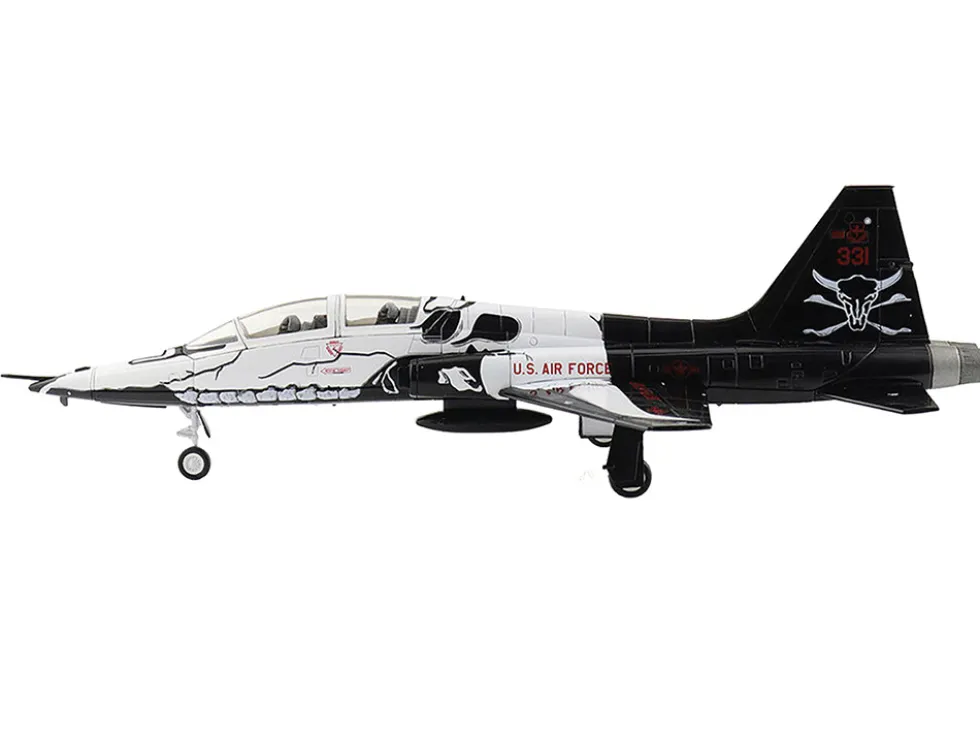 Northrop T-38C Talon Aircraft "65-10331, FAIP Scheme, 87th FTS, Laughlin AFB" (2021) United States Air Force "Air Power Series" 1/72 Diecast Model by Hobby Master