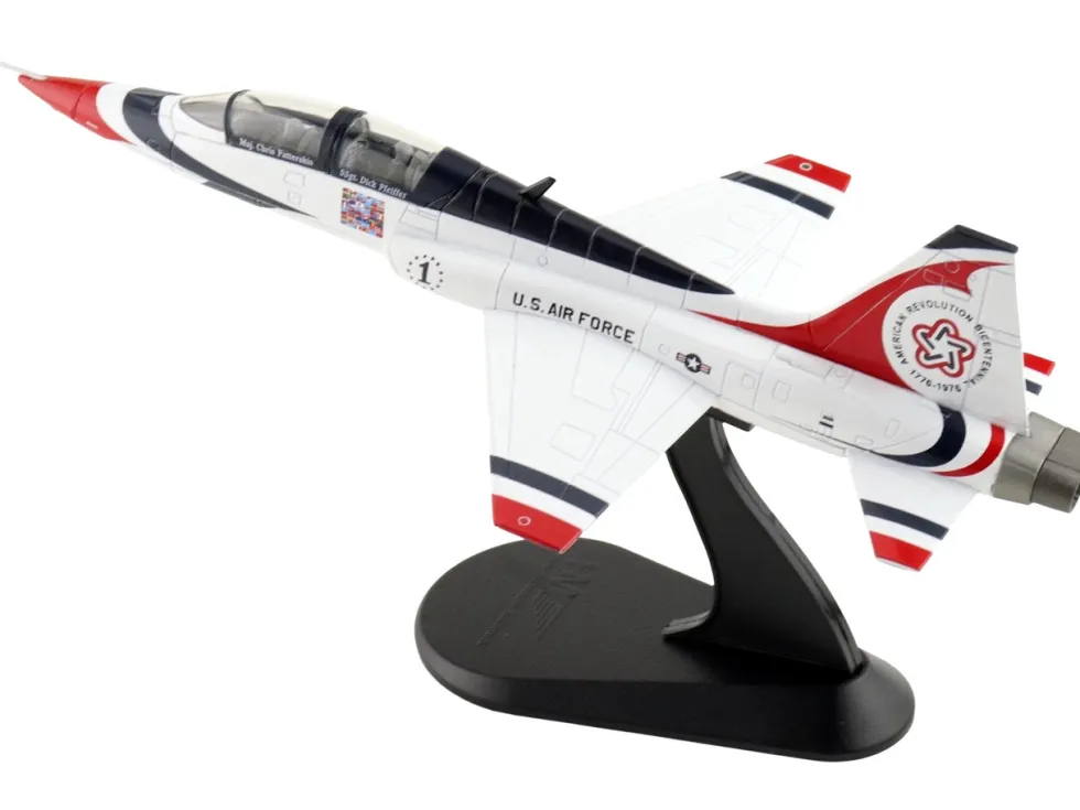 Northrop T-38 NASA Aircraft "#1, Thunderbirds Bicentennial Scheme" (1976) United States Air Force "Air Power Series" 1/72 Diecast Model by Hobby Master