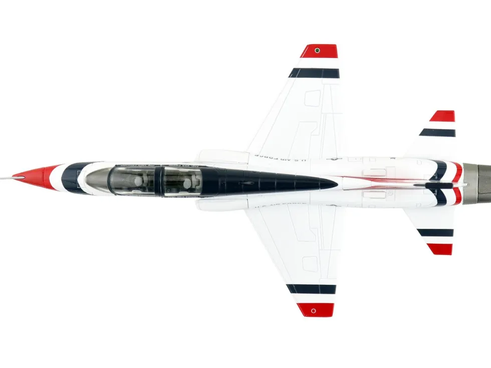 Northrop T-38 NASA Aircraft "#1, Thunderbirds" (1970s) United States Air Force "Air Power Series" 1/72 Diecast Model by Hobby Master