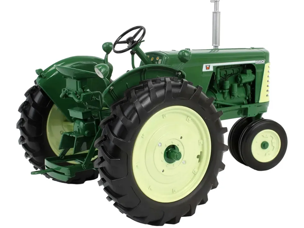 Oliver 660 Narrow Front Tractor Green "Classic Series" 1/16 Diecast Model by SpecCast
