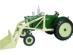Oliver 770 Wide Front Tractor Loader Green Classic Series 1/16 Diecast Model SpecCast SCT901