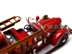 1939 Packard Fire Engine Car Red 1/32 Diecast Model Car Signature Models 32400