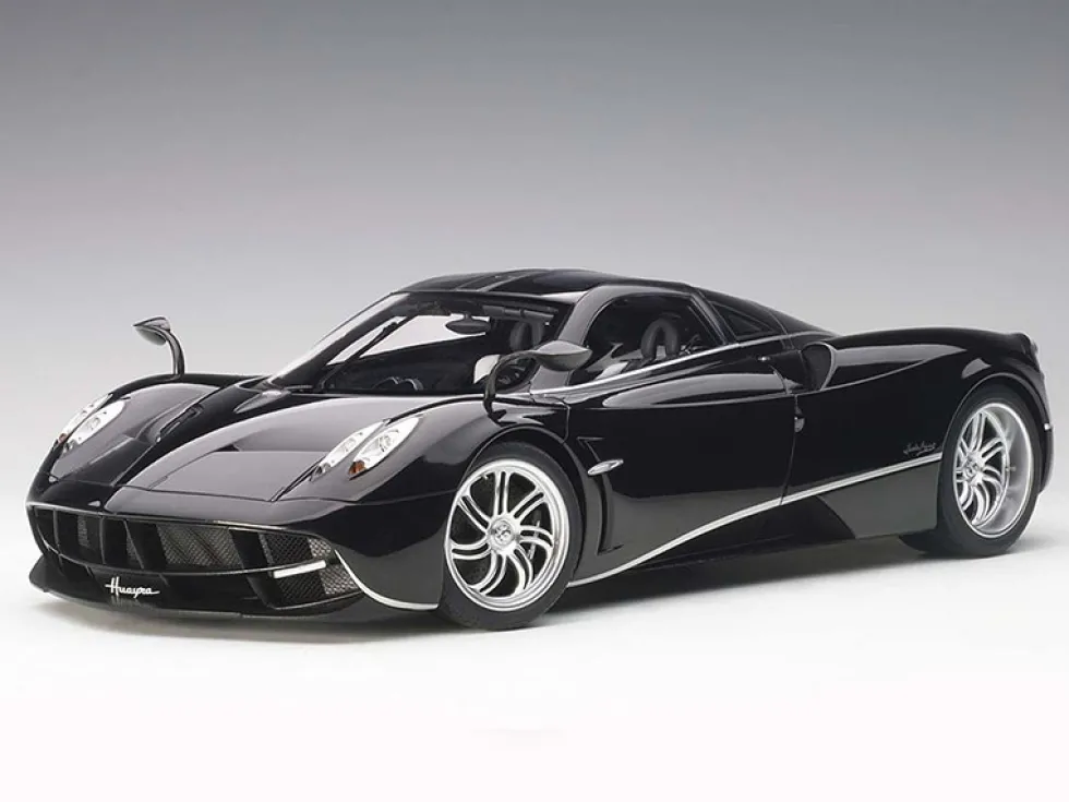 Pagani Huayra Gloss Black with Silver Stripes and Silver Wheels 1/12 Model Car Autoart 12233