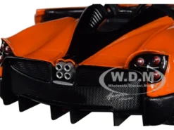 Pagani Huayra Roadster Orange 1/24 Diecast Model Car Motormax 79354