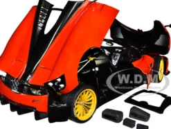Pagani Huayra Roadster Rosso Monza Red Carbon Luggage Set 1/18 Model Car Autoart 78287