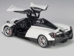 Pagani Huayra White 1/12 Model Car Autoart 12231