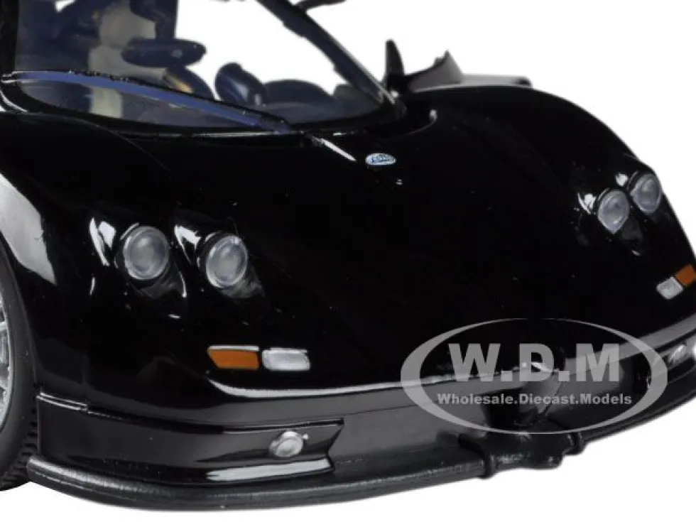 Pagani Zonda C12 Black 1/24 Diecast Car Model Motormax 73272