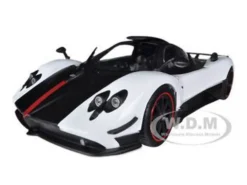 Pagani Zonda 5 Cinque White/Black 1/18 Diecast Car Model Motormax 79158