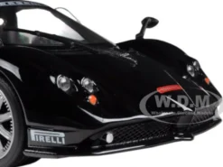 Pagani Zonda F Nurburgring Black 1/24 Diecast Car Model Motormax 73370
