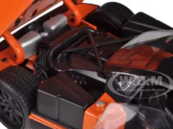Pagani Zonda F Orange 1/24 Diecast Car Model Motormax 73369