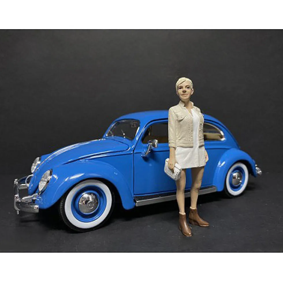 Partygoers Figurine IV for 1/18 Scale Models American Diorama 38224
