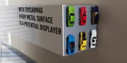 10pc Clip-On Magnets Clip and Display 1/64 Scale Model Cars Toyscarmag TCM43069