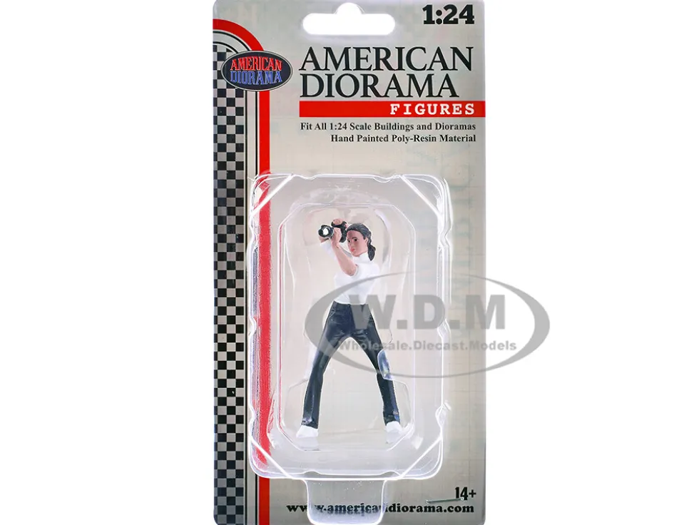Photographers Figure #2 for 1/24 Scale Models by American Diorama