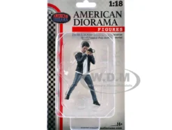 Photographers Figure #6 for 1/18 Scale Models by American Diorama