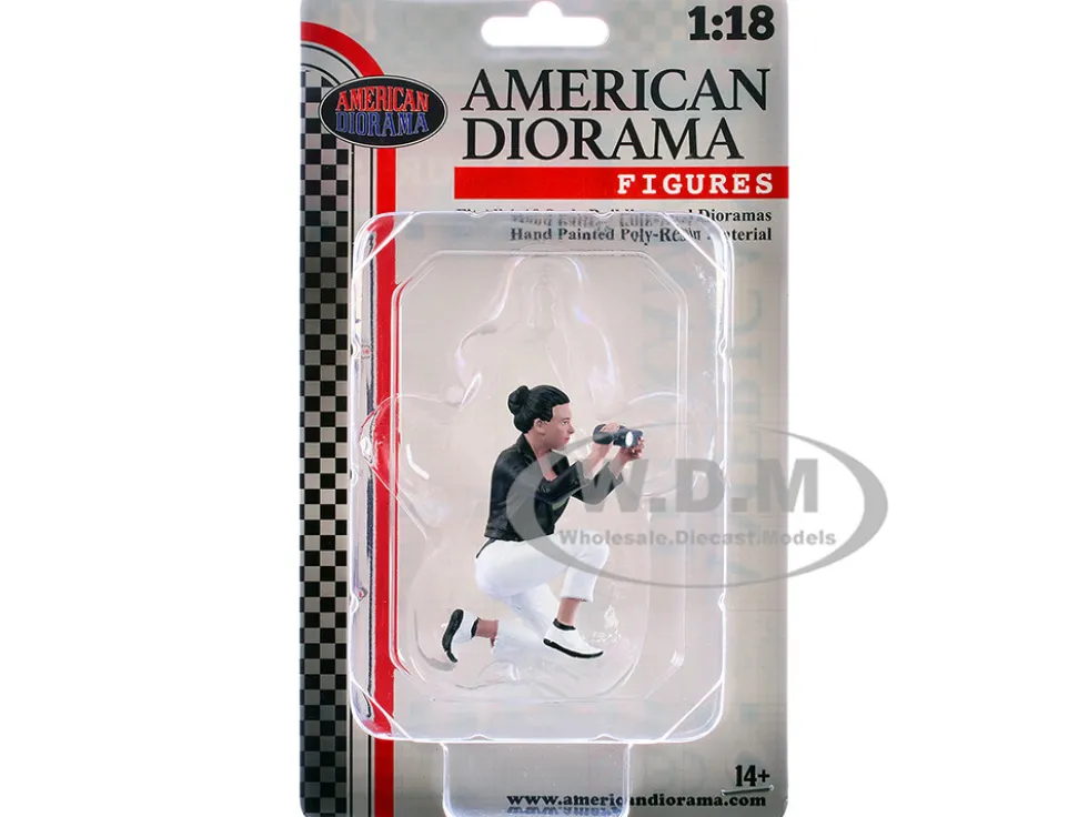 Photographers Figure #5 for 1/18 Scale Models by American Diorama