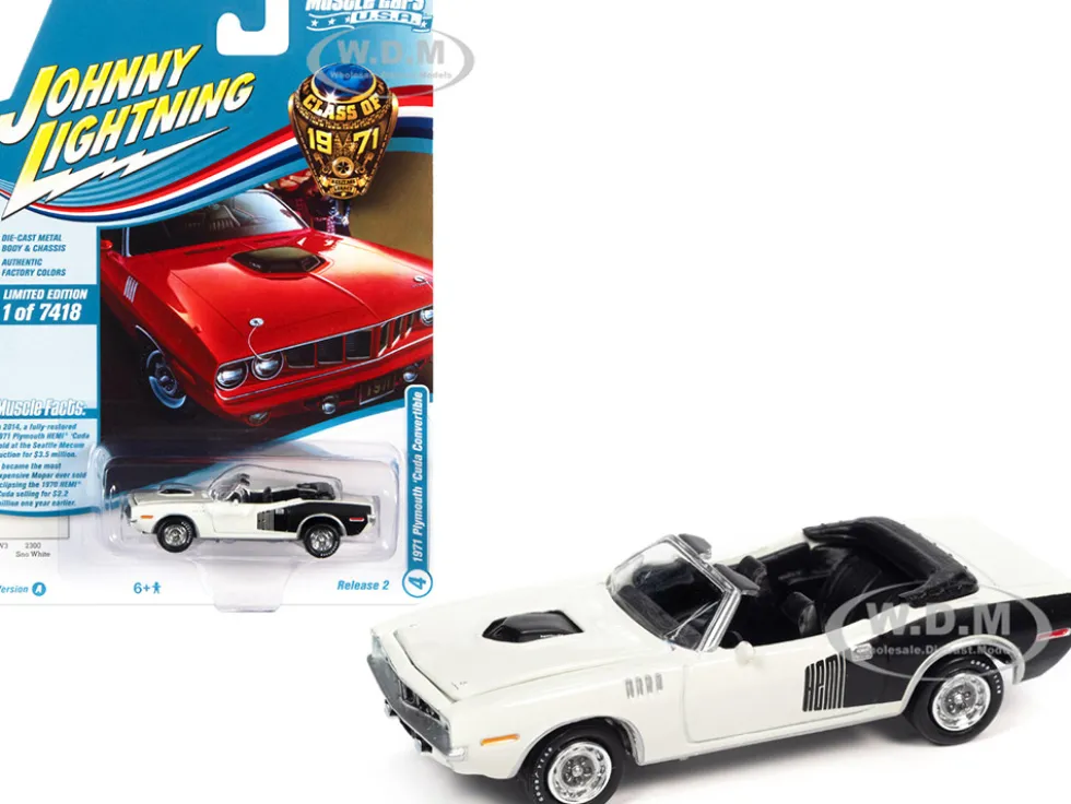 1971 Plymouth Barracuda Convertible Sno White Black Hemi Side Billboards Class of 1971 Limited Edition 7418 pieces Worldwide Muscle Cars USA Series 1/64 Diecast Model Car Johnny Lightning JLMC026 JLSP153 A